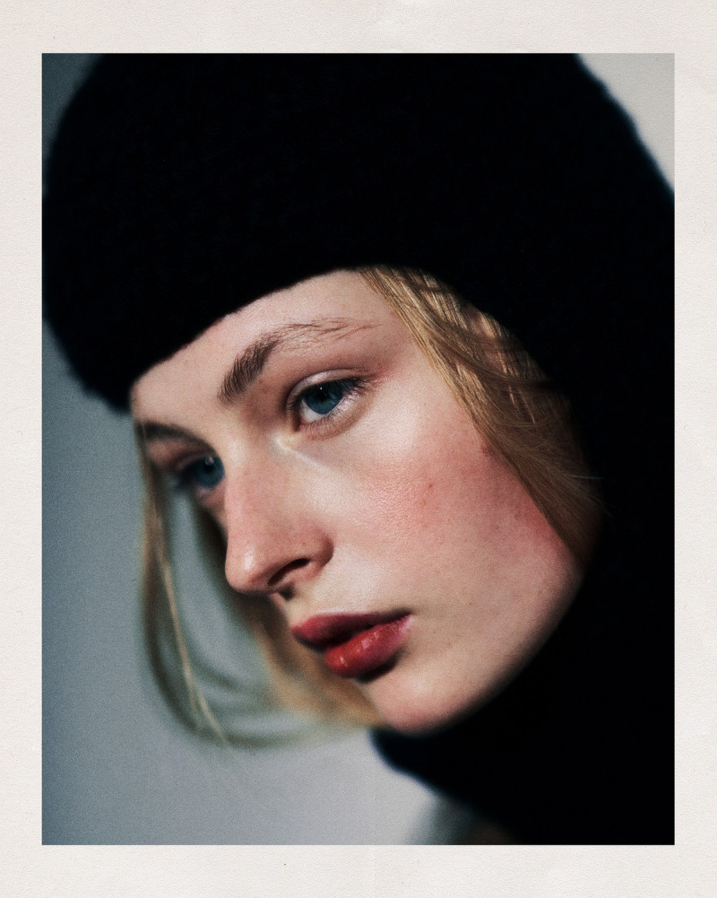 Photo of model Vikky Afanasieva - ID 725116