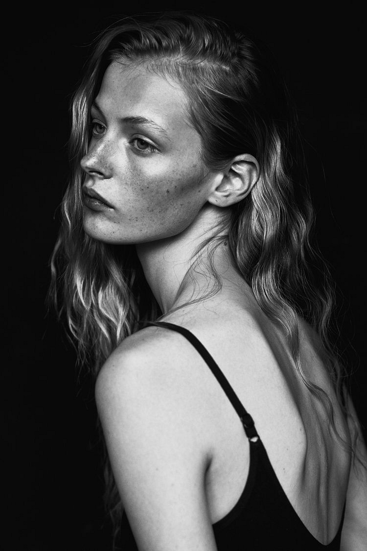 Photo of model Vikky Afanasieva - ID 725134