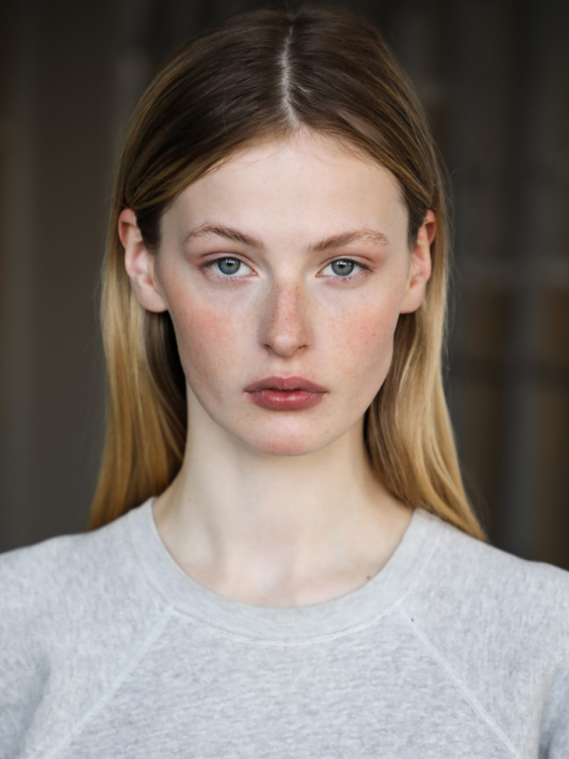 Photo of model Vikky Afanasieva - ID 725137