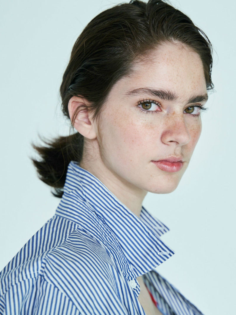 Photo of model Delfina Balmaceda - ID 725227