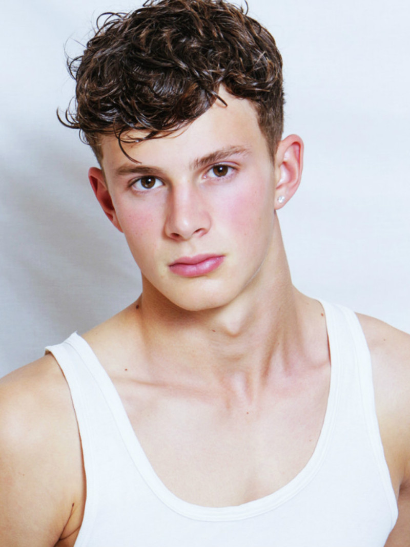 Photo of model Leon Garcia - ID 725262
