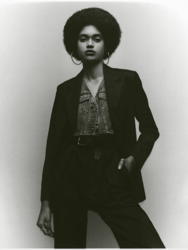 Photo of model Yireh Carrasco - ID 725307