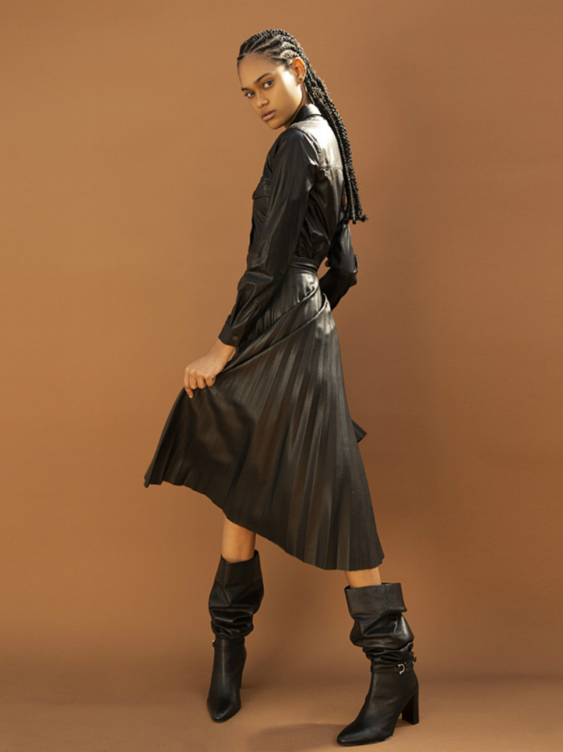 Photo of model Yireh Carrasco - ID 725320