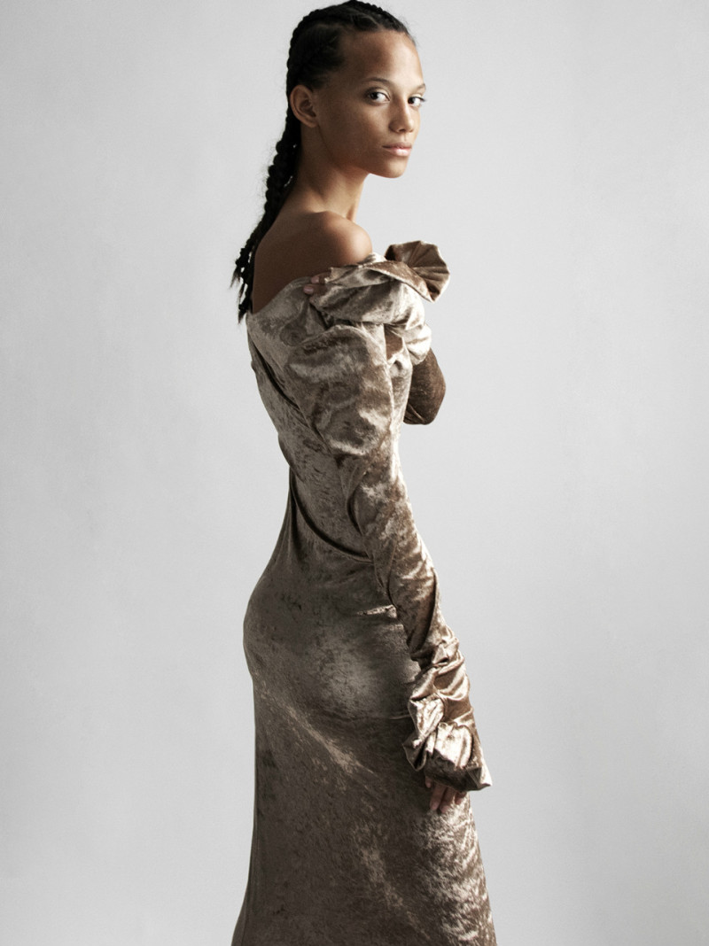 Photo of model Mariangel Escarfuller - ID 725707