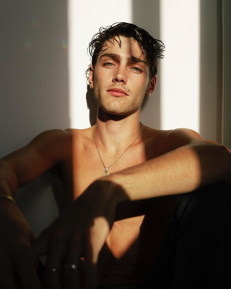 Photo of model Gino Pasqualini - ID 725738