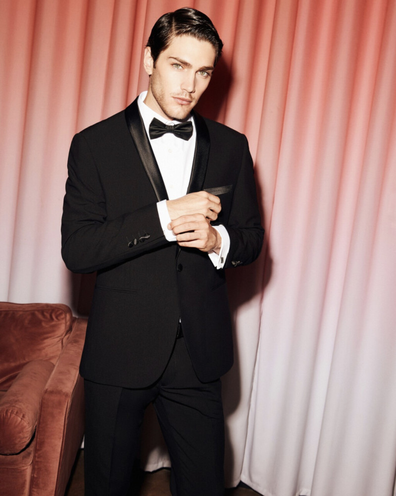 Photo of model Gino Pasqualini - ID 725745