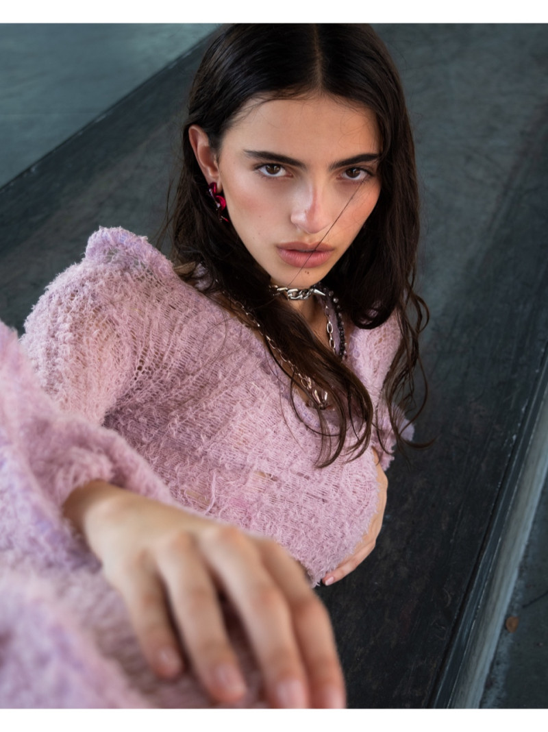 Photo of model Greta Suaya - ID 725794