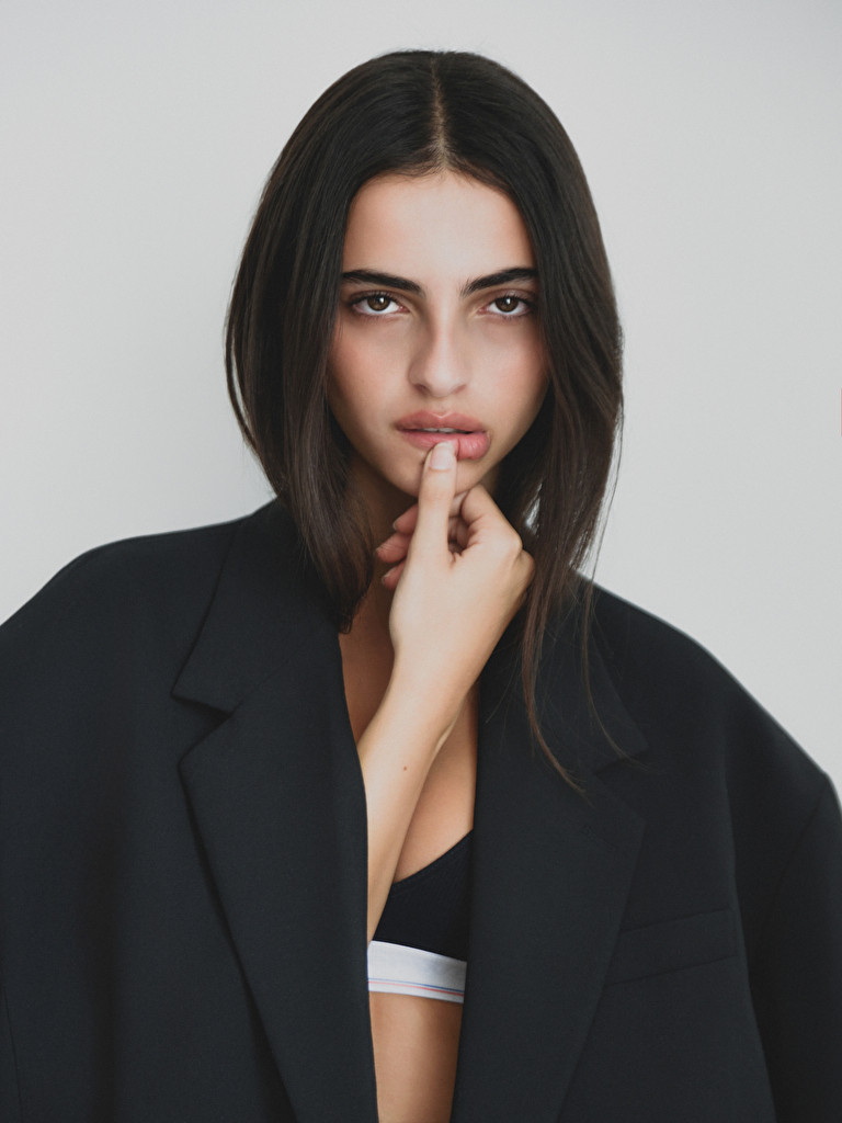 Photo of model Greta Suaya - ID 725801