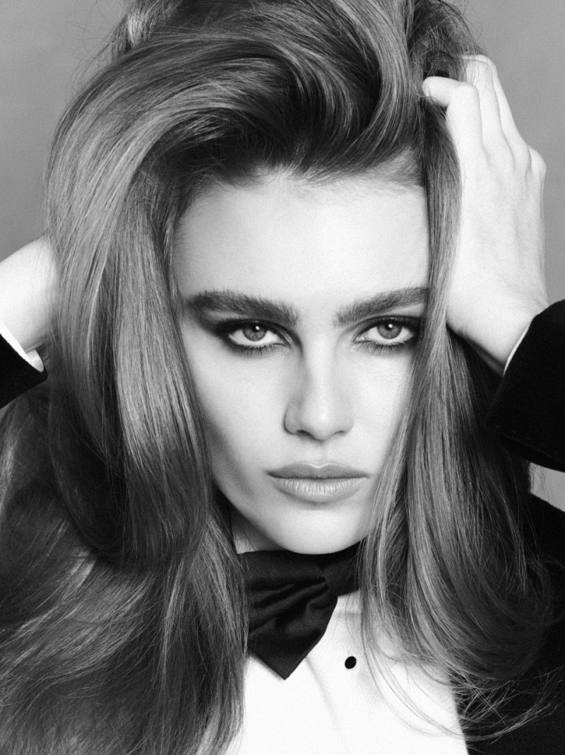 Photo of model Mia Armstrong - ID 725827
