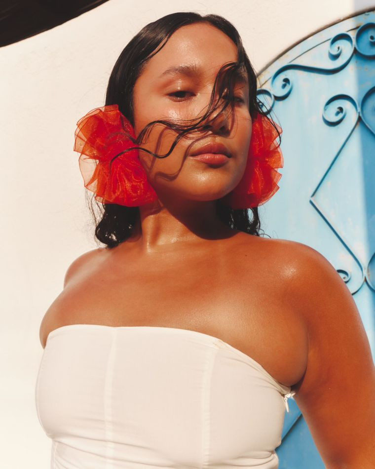 Photo of model Sarita Fernandez - ID 725937