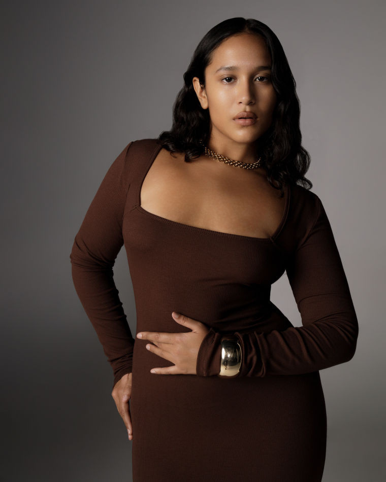 Photo of model Sarita Fernandez - ID 725948