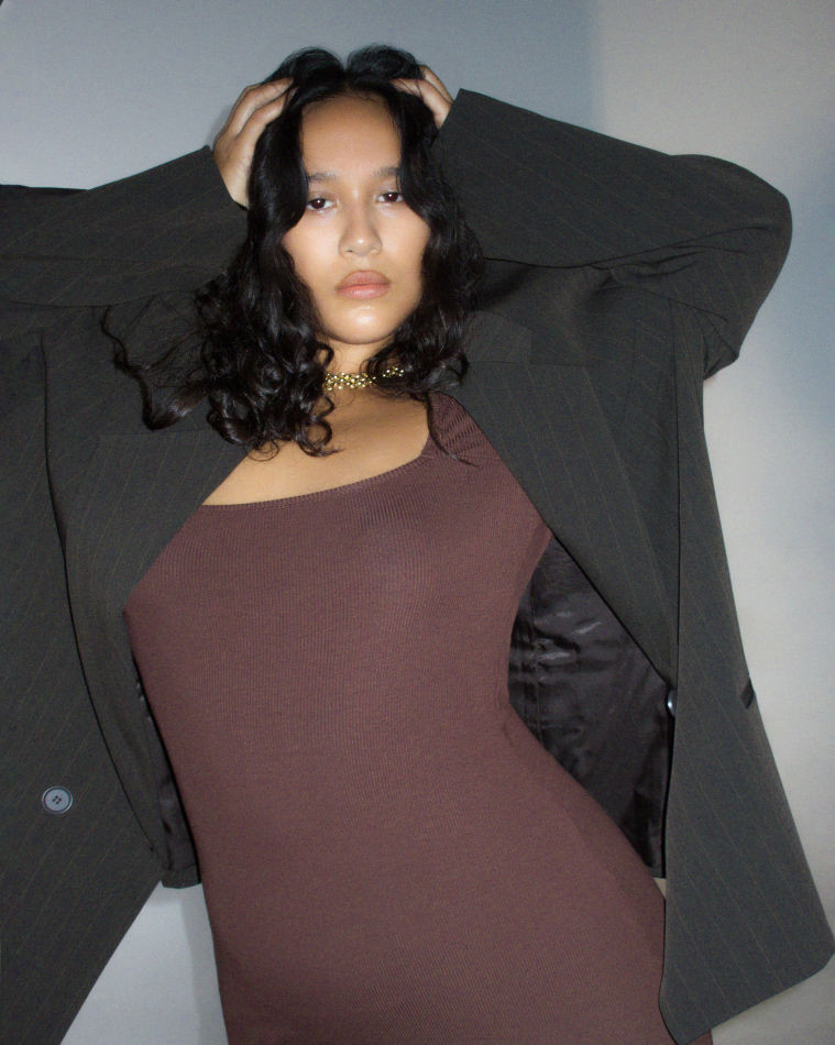 Photo of model Sarita Fernandez - ID 725949