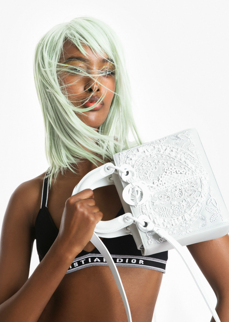 Photo of model Amina Ahmed - ID 726015