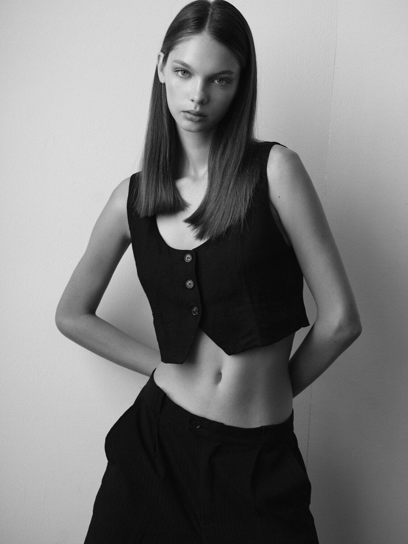 Photo of model Vika Shoom - ID 726097