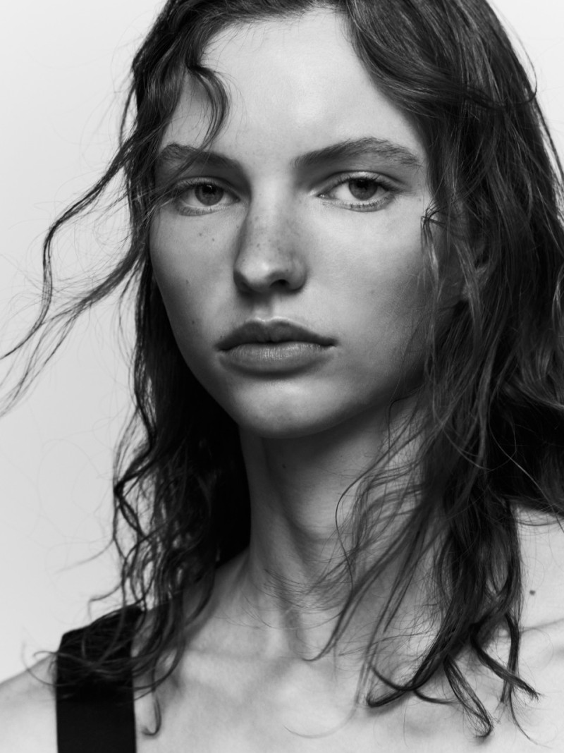 Photo of model Claire Marie Biegalski - ID 726238