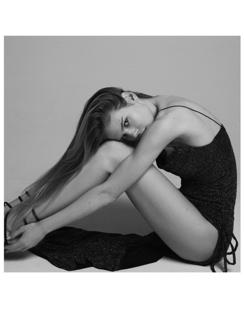 Photo of model Eleni Boutouridi - ID 726868
