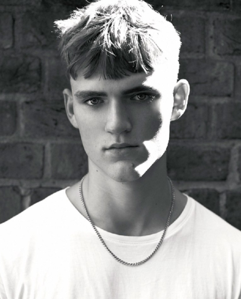Photo of model Freddie Brosnan - ID 726936