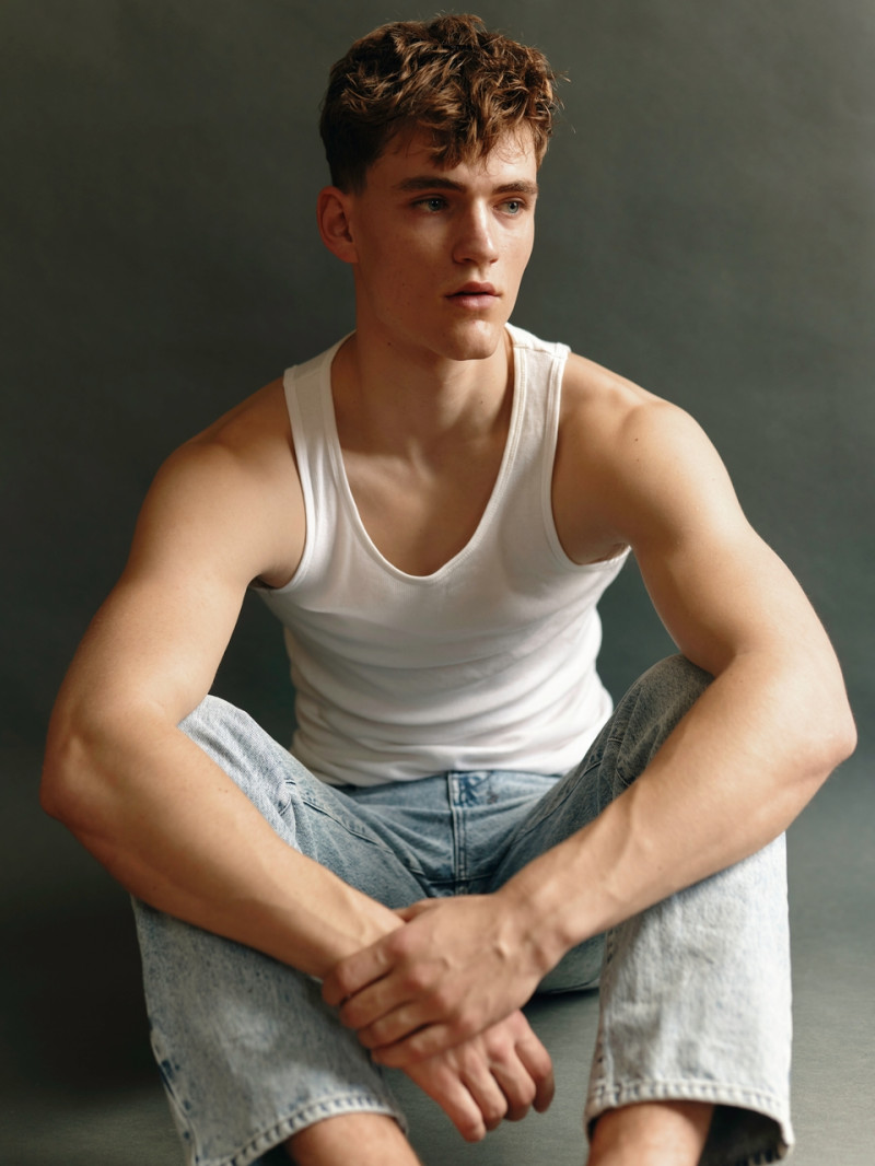 Photo of model Freddie Brosnan - ID 726946