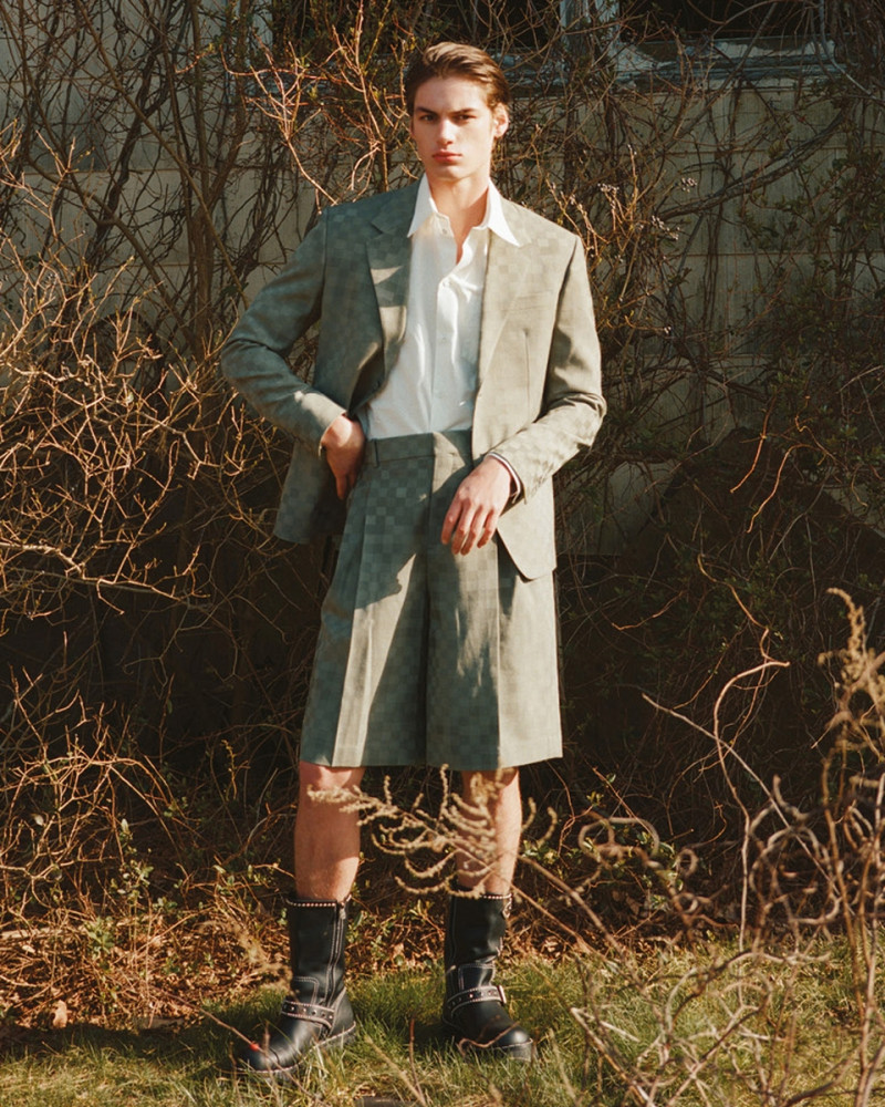 Photo of model Finn Farrell - ID 727052
