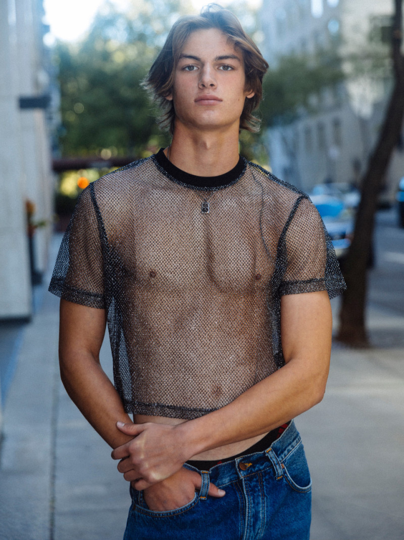 Photo of model Finn Farrell - ID 727055