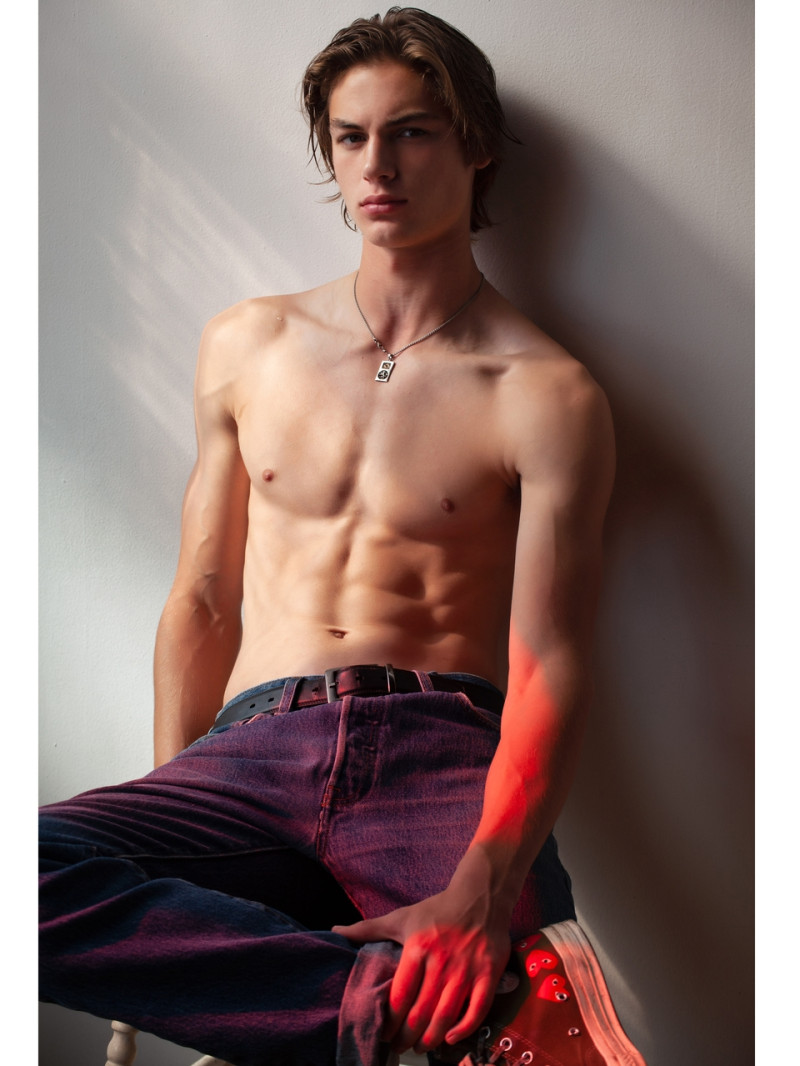 Photo of model Finn Farrell - ID 727057