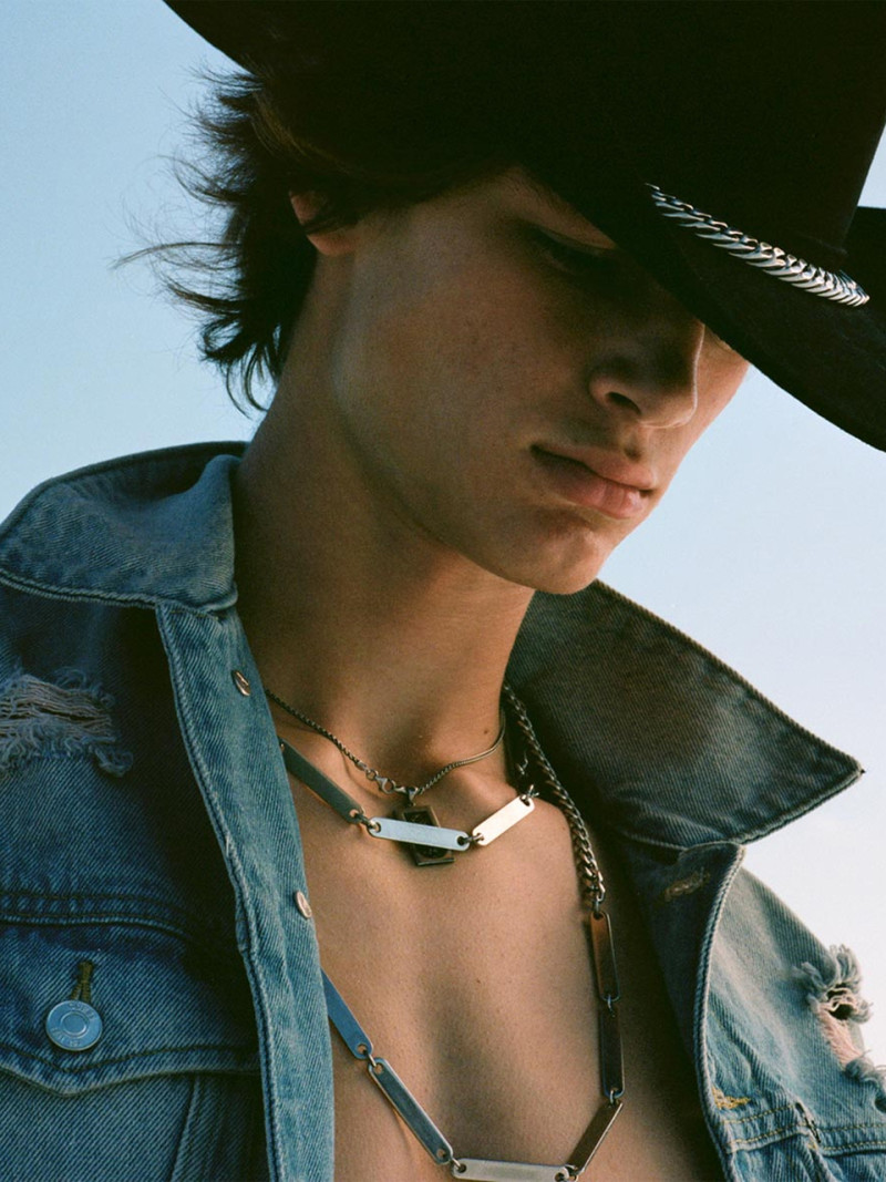 Photo of model Finn Farrell - ID 727060