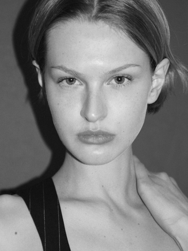 Photo of model Isabel Thuma - ID 727264