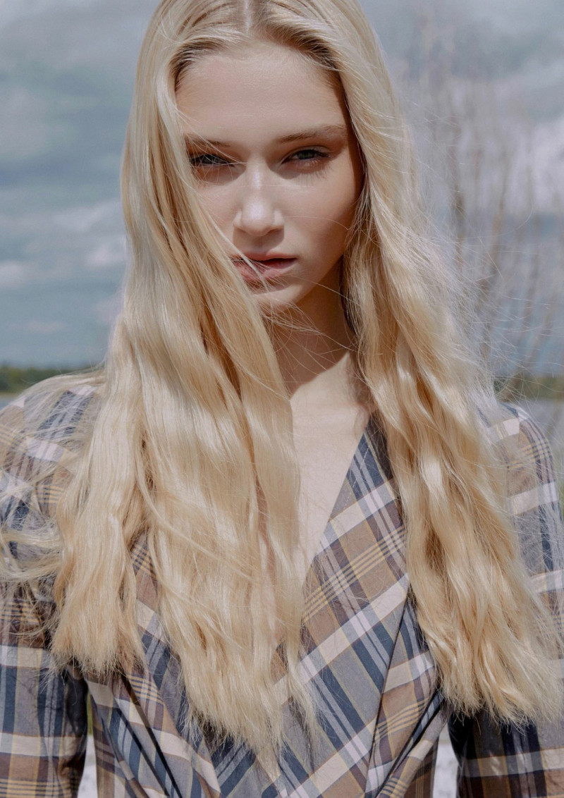 Photo of model Alena Nizova - ID 727528