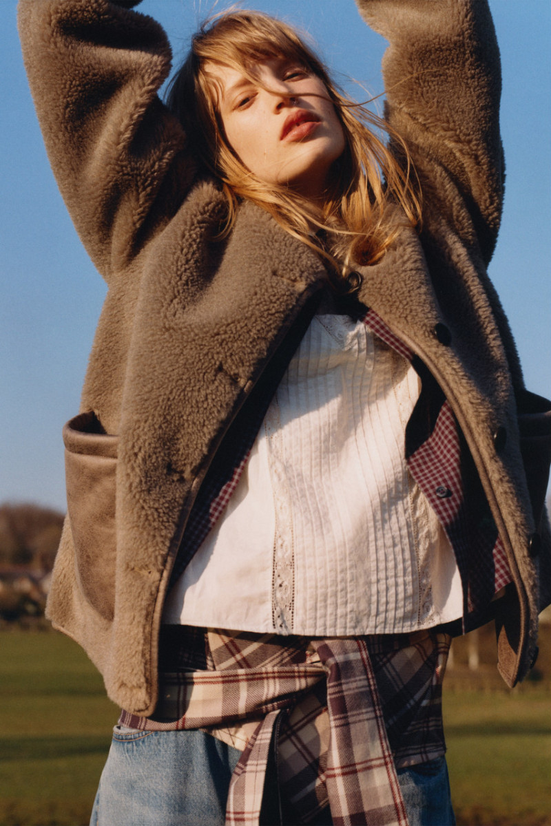Photo of model Jacqui Hooper - ID 727622