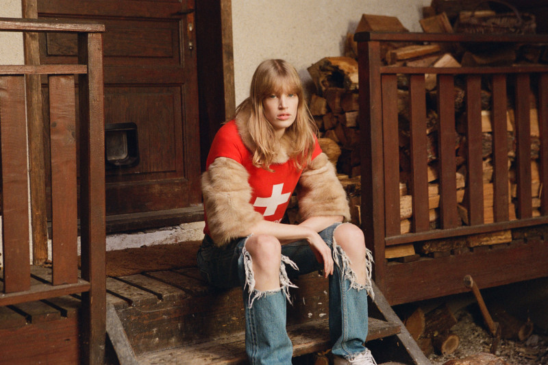 Photo of model Jacqui Hooper - ID 727623