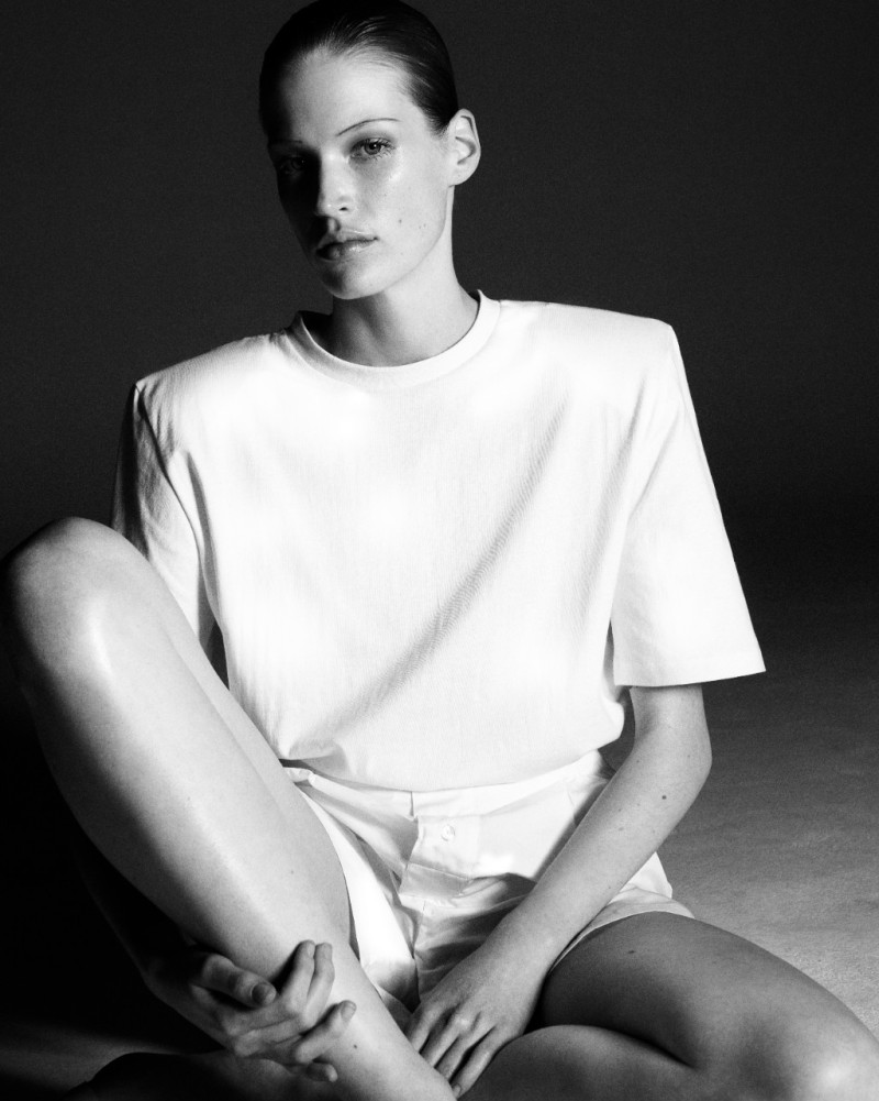 Photo of model Jacqui Hooper - ID 727648