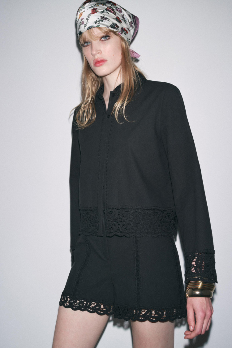 Photo of model Jacqui Hooper - ID 727652