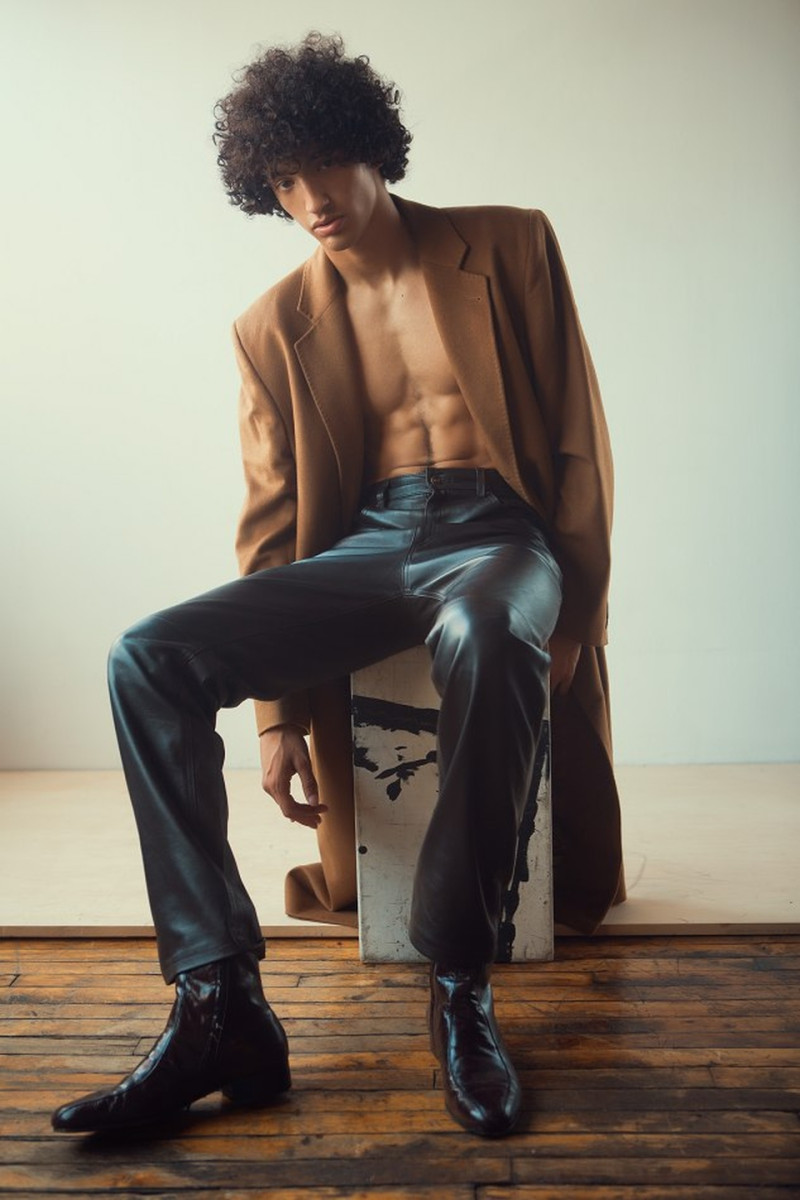 Photo of model Donovan Santos - ID 727740