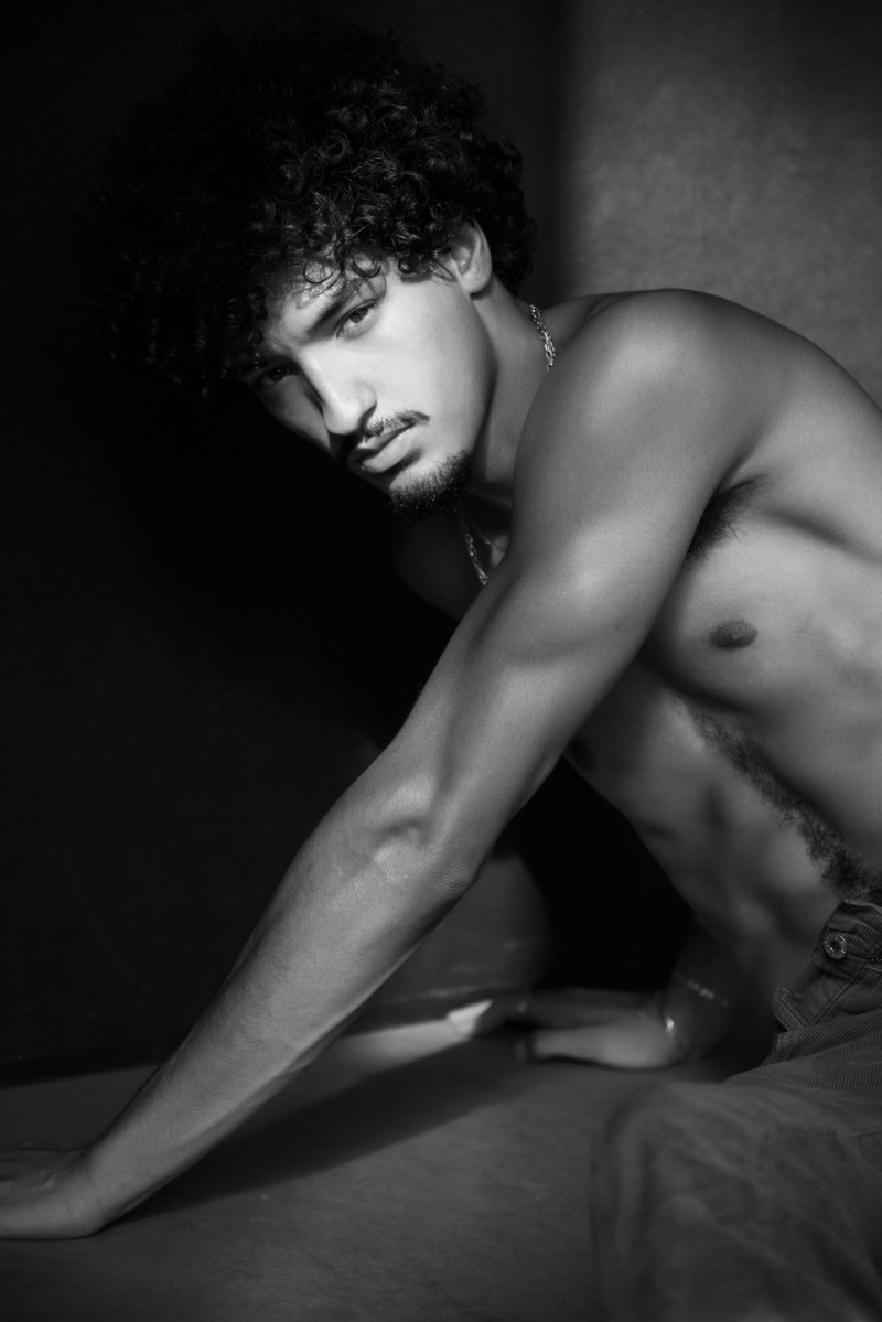 Photo of model Donovan Santos - ID 727746