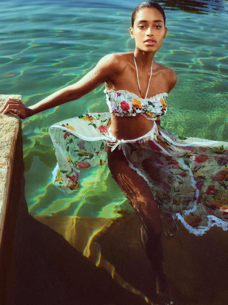 Photo of model Amy Sarr - ID 727786
