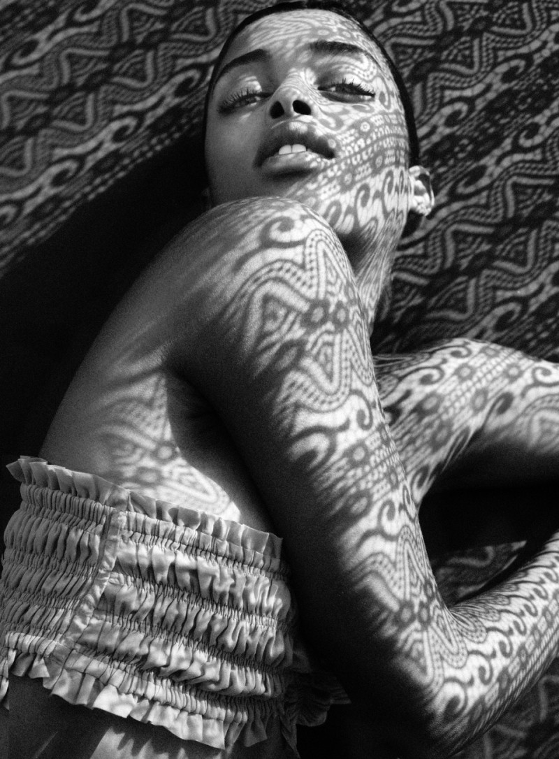 Photo of model Amy Sarr - ID 727800