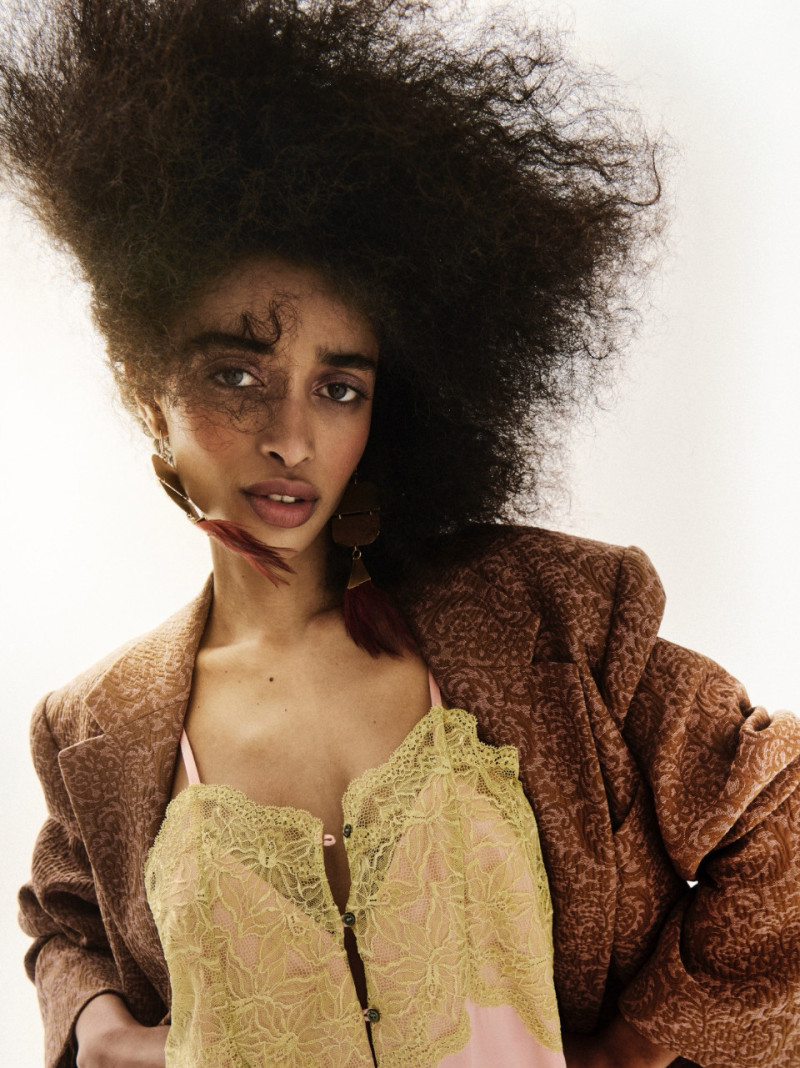 Photo of model Amy Sarr - ID 727820