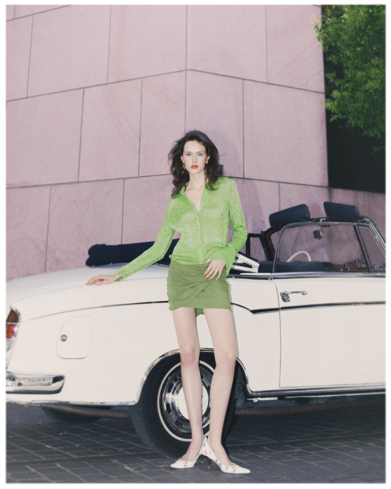 Photo of model Dana Thompson - ID 728019