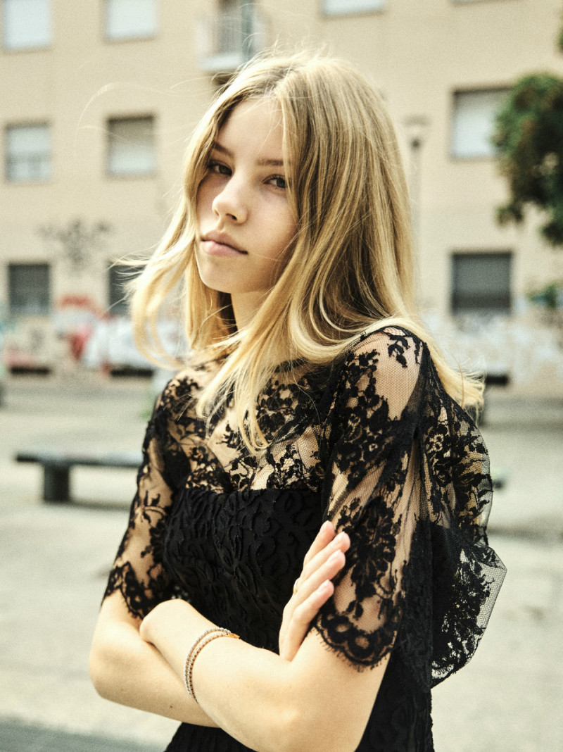 Photo of model Anastasiia Litovchenko - ID 728110