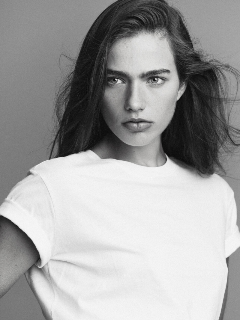 Photo of model Grace Cox - ID 728138