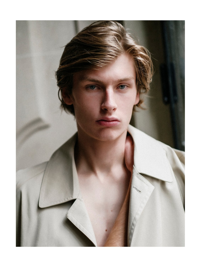 Photo of model Edouard Venard - ID 728175