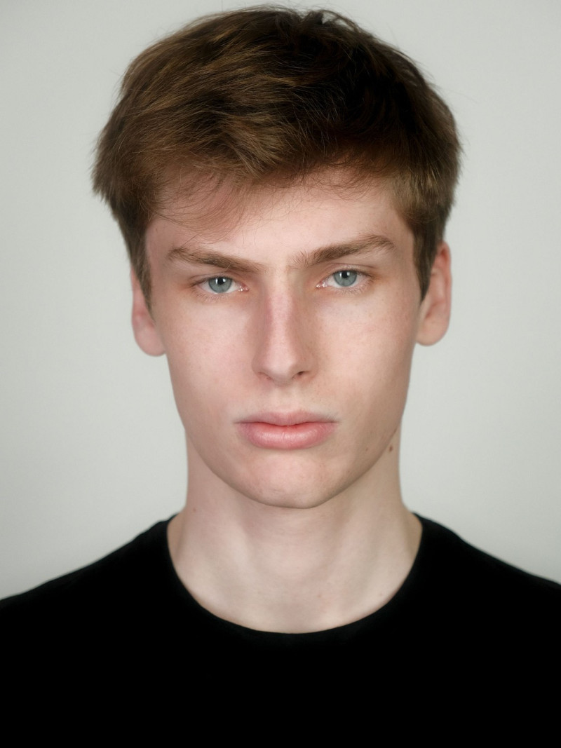 Photo of model Edouard Venard - ID 728191