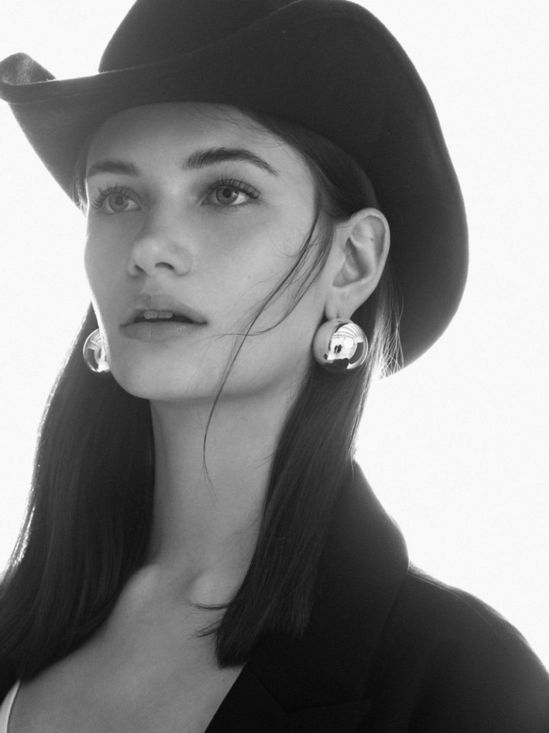 Photo of model Anastacia Enstrom - ID 728203
