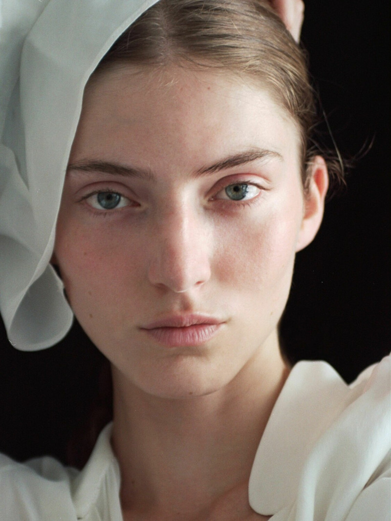 Photo of model Lena Bussolino - ID 728262