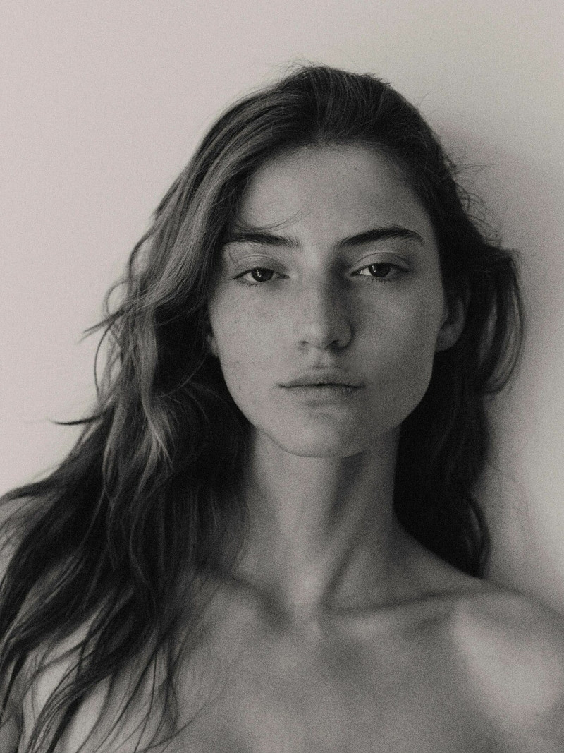 Photo of model Lena Bussolino - ID 728263