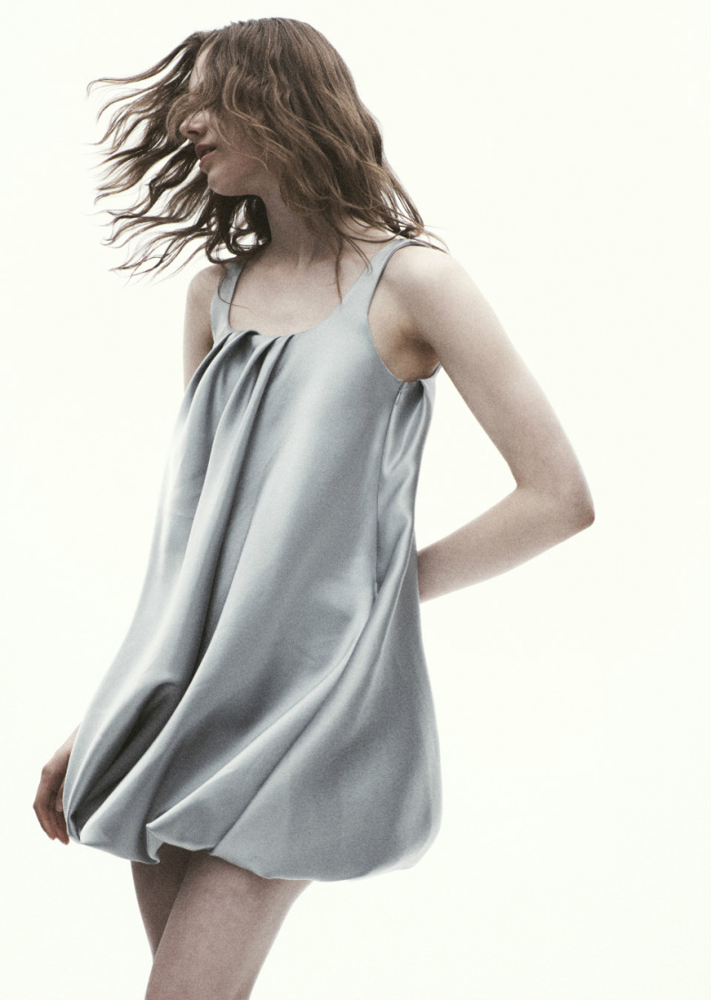 Photo of model Famke van Hasselt - ID 728350