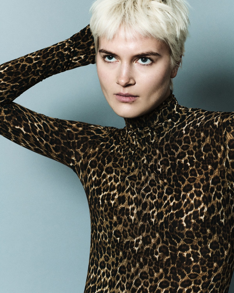 Photo of model Karolina Lombergar - ID 728431