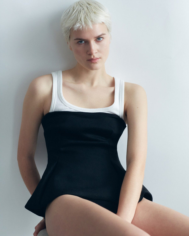 Photo of model Karolina Lombergar - ID 728437