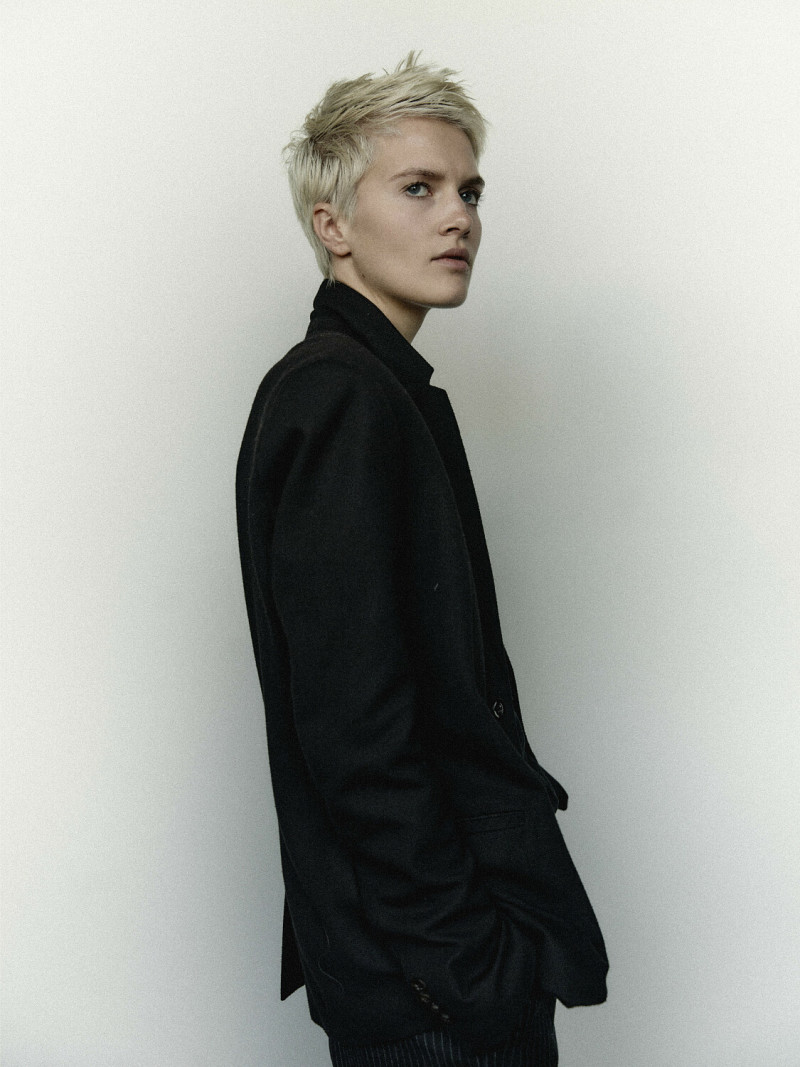 Photo of model Karolina Lombergar - ID 728446