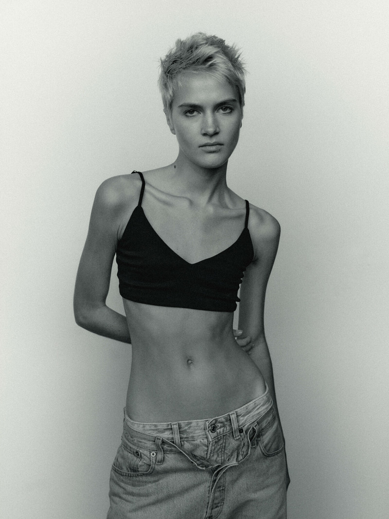 Photo of model Karolina Lombergar - ID 728448